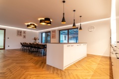 P1700827